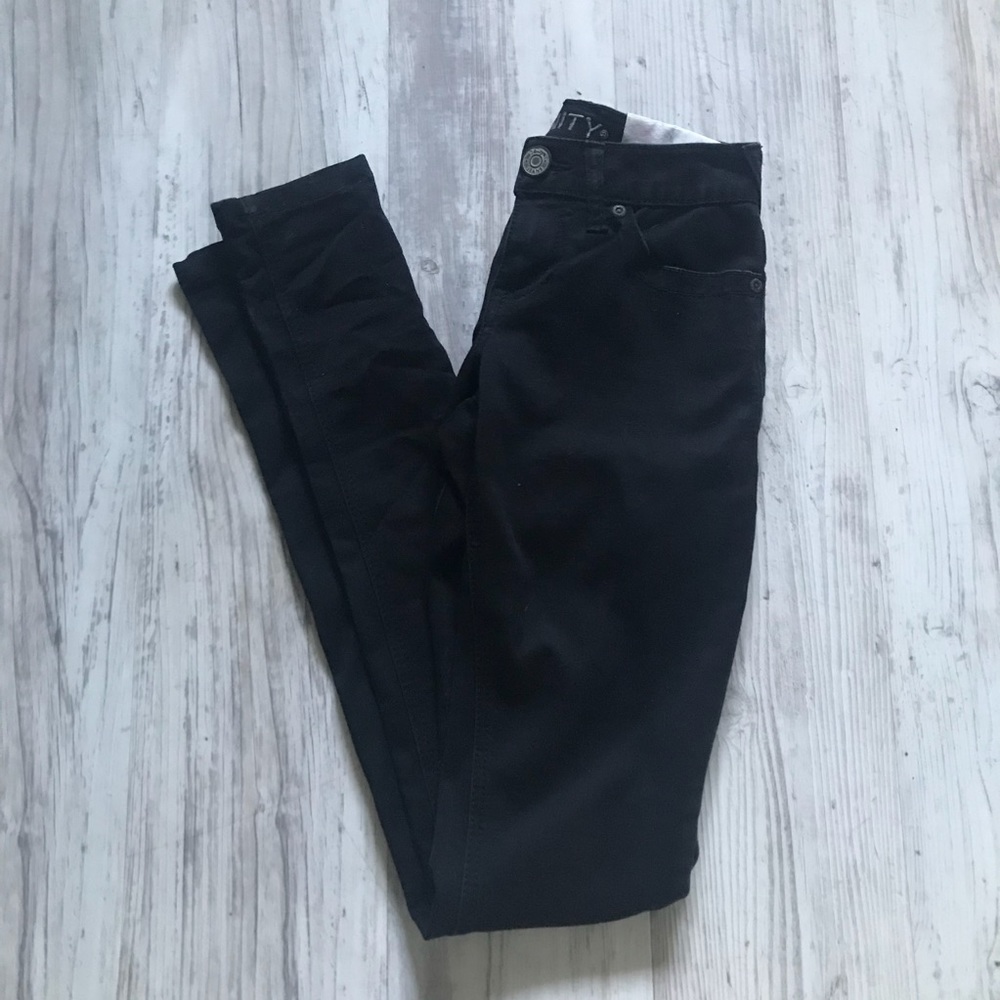 Basic Black Skinny Jeans- NEVER WORN